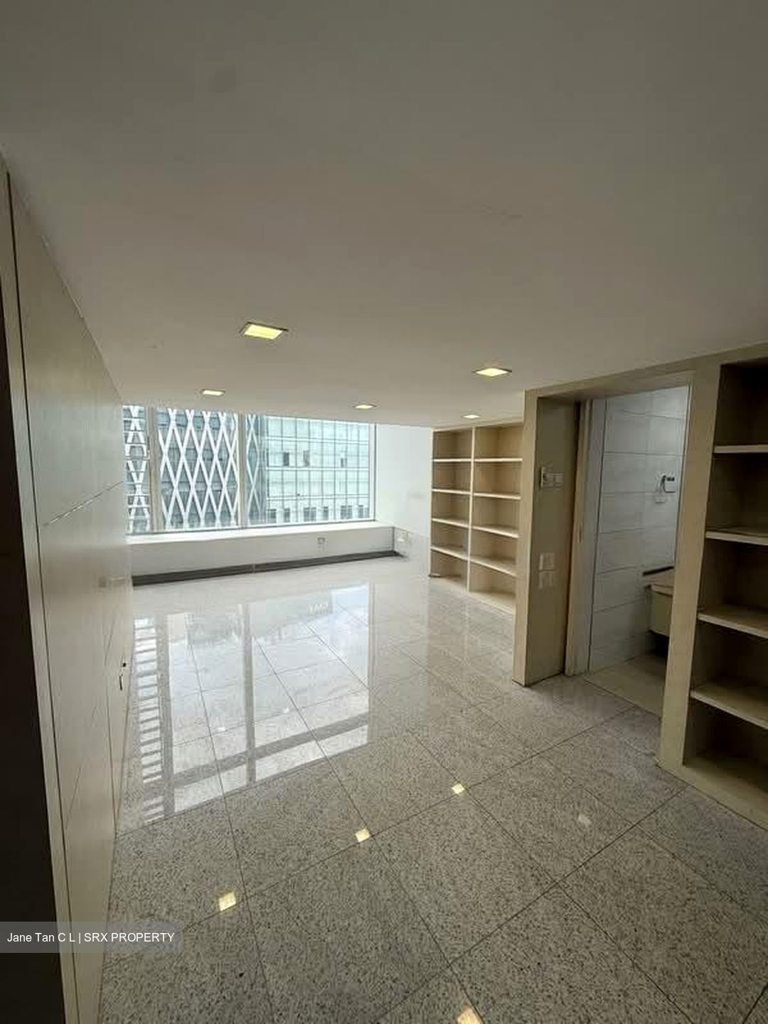The Central (D1), Office #547603211